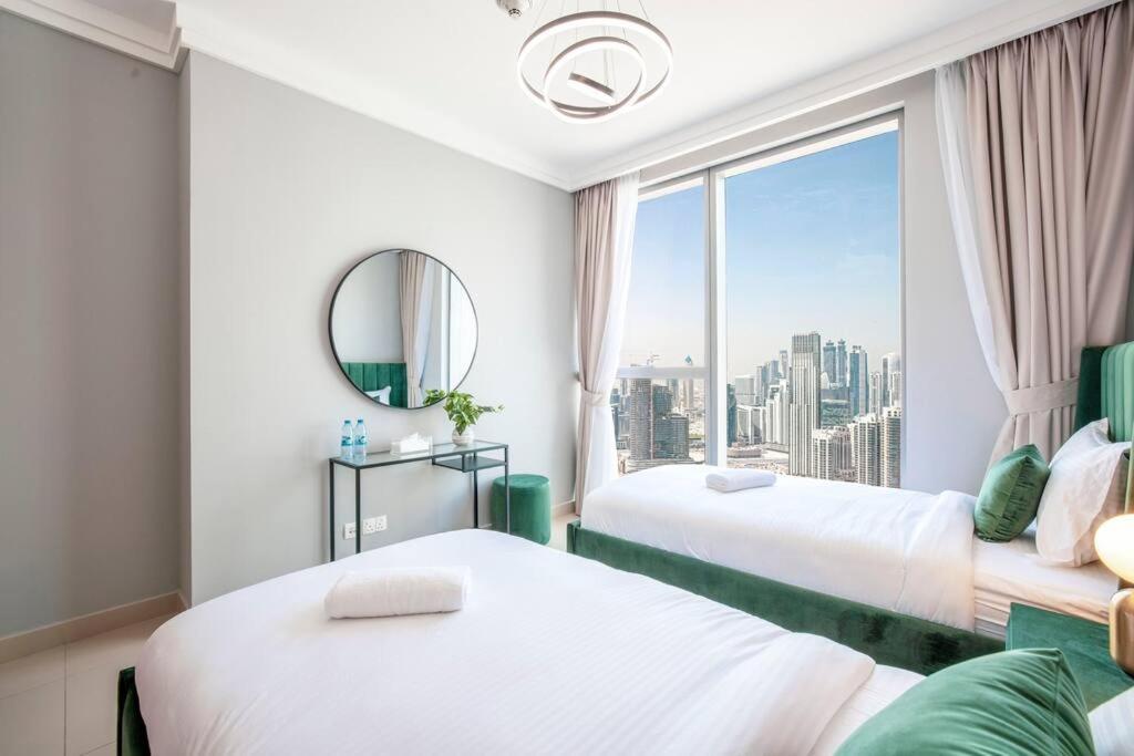 Magnificent Brand New Lux 3Br Burj & Fountain View Apartment Dubai Luaran gambar