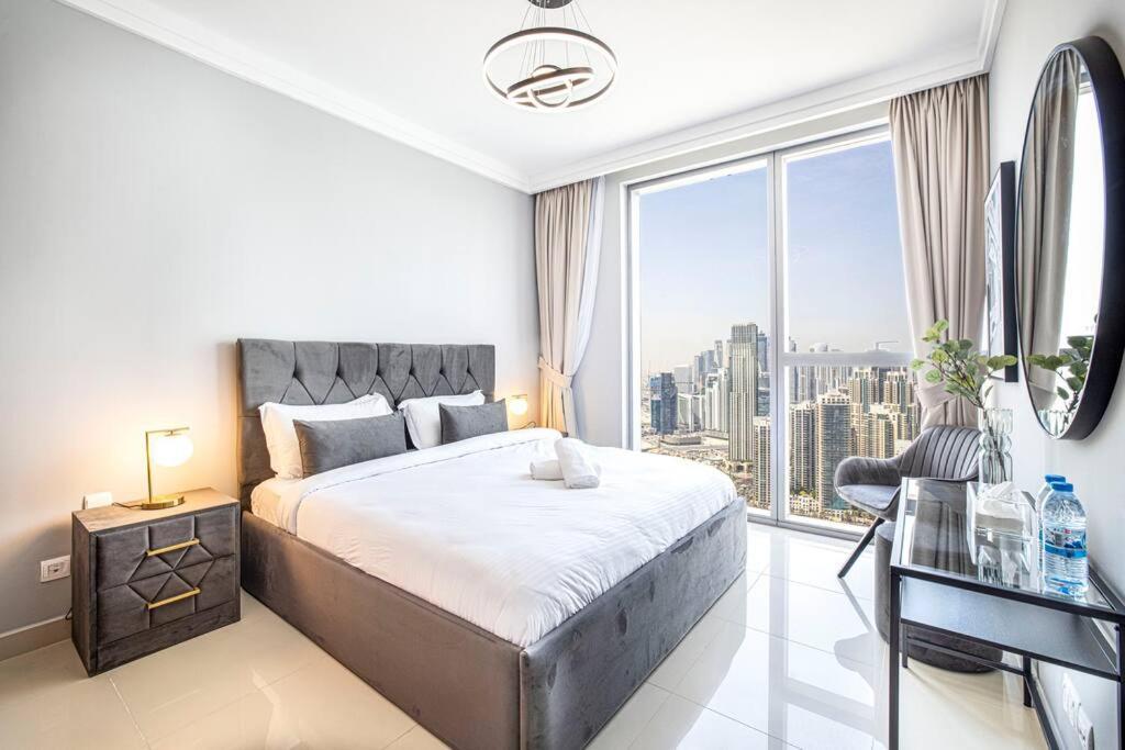 Magnificent Brand New Lux 3Br Burj & Fountain View Apartment Dubai Luaran gambar