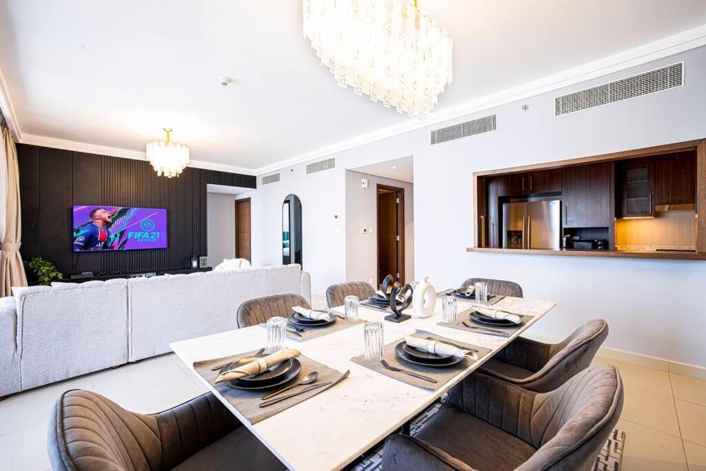 Magnificent Brand New Lux 3Br Burj & Fountain View Apartment Dubai Luaran gambar